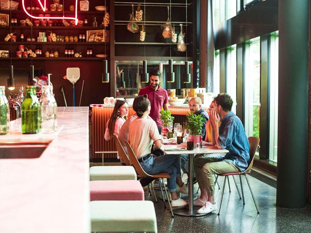 25hours Hotel Zürich West Restaurante foto