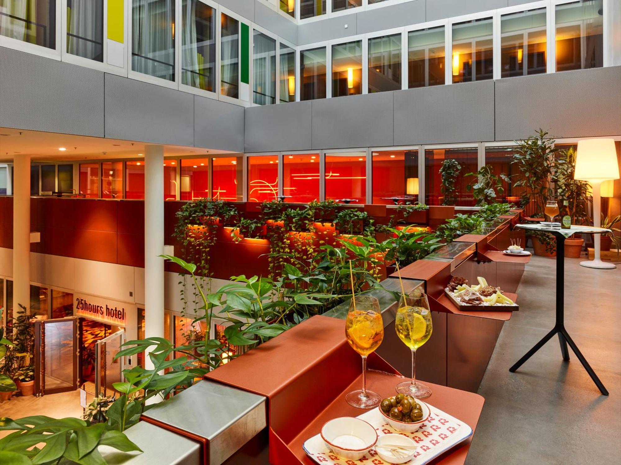 25hours Hotel Zürich West Exterior foto